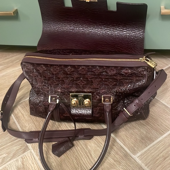 Louis Vuitton Volupte Psyche - Picture 9 of 13